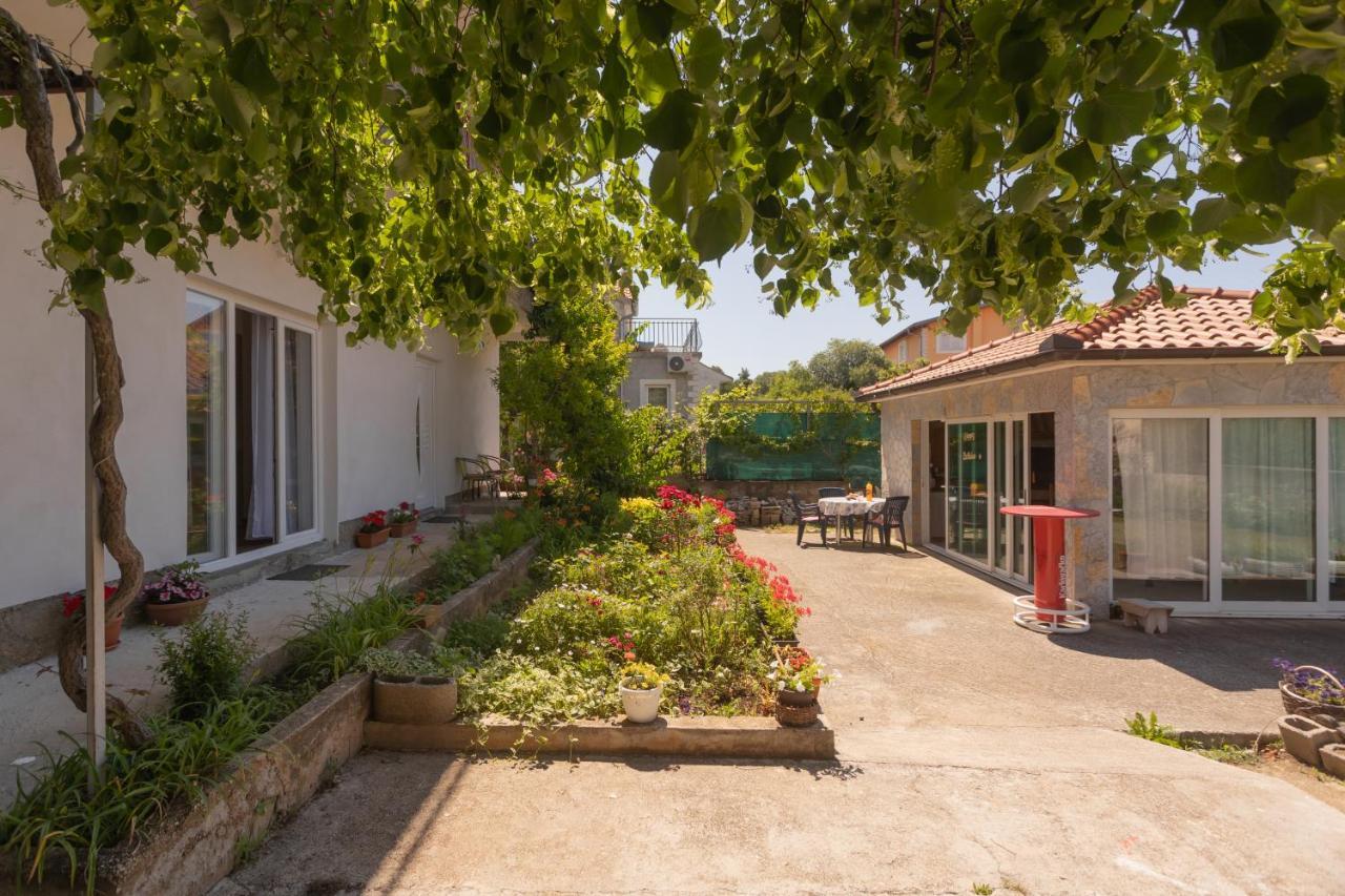 Mara Apartment Šibenik Екстериор снимка