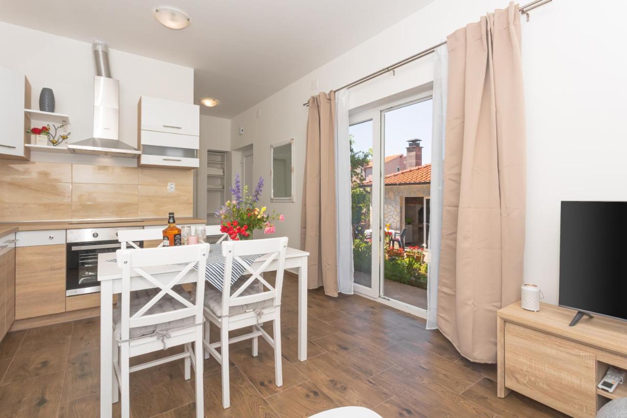 Mara Apartment Šibenik Екстериор снимка